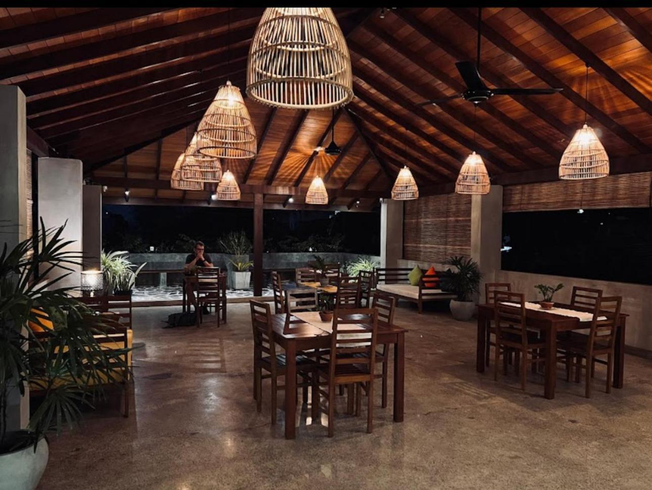 Отель Sayura House Коломбо Экстерьер фото